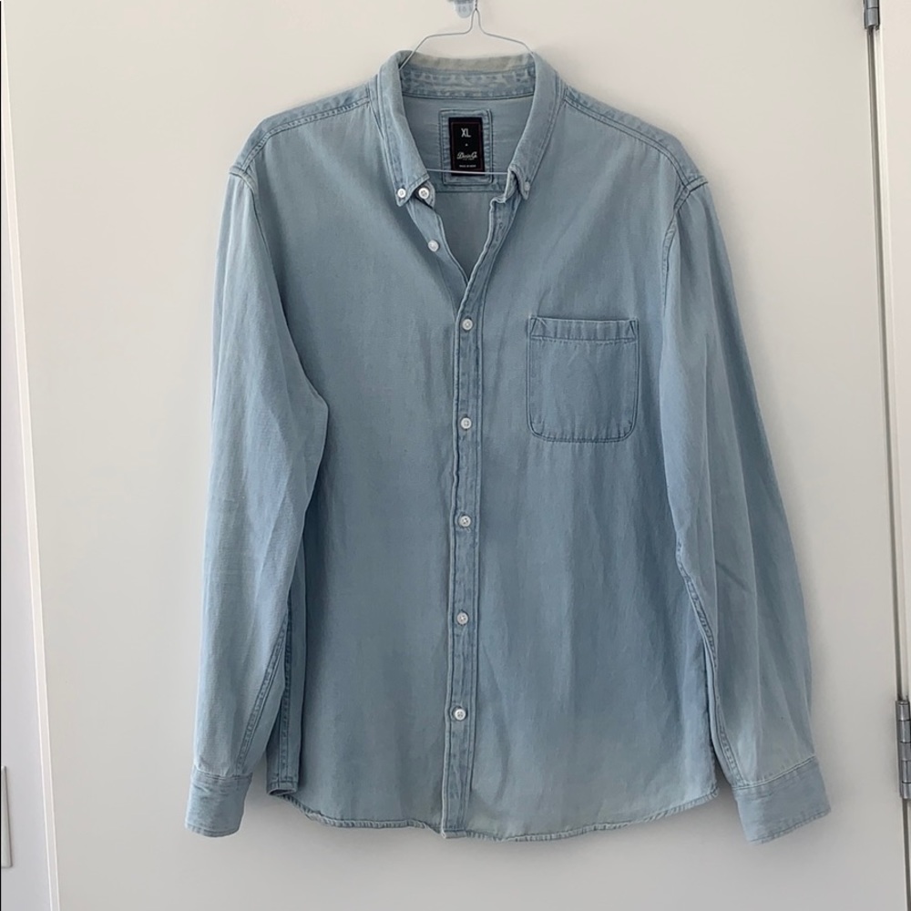 Light wash casual denim shirt